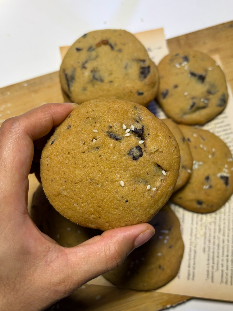 Tahini Cookies with Sesame Seeds Recipe